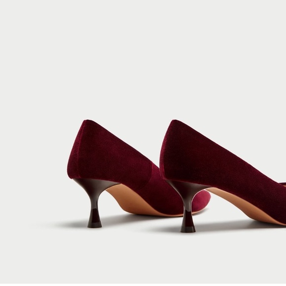 ZARA Velvet High Heel Court Shoes - Picture 2 of 8
